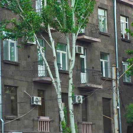 Прекрасная 4-Ех Комнатная Квартира В Самом Центре Yerevan Exterior photo