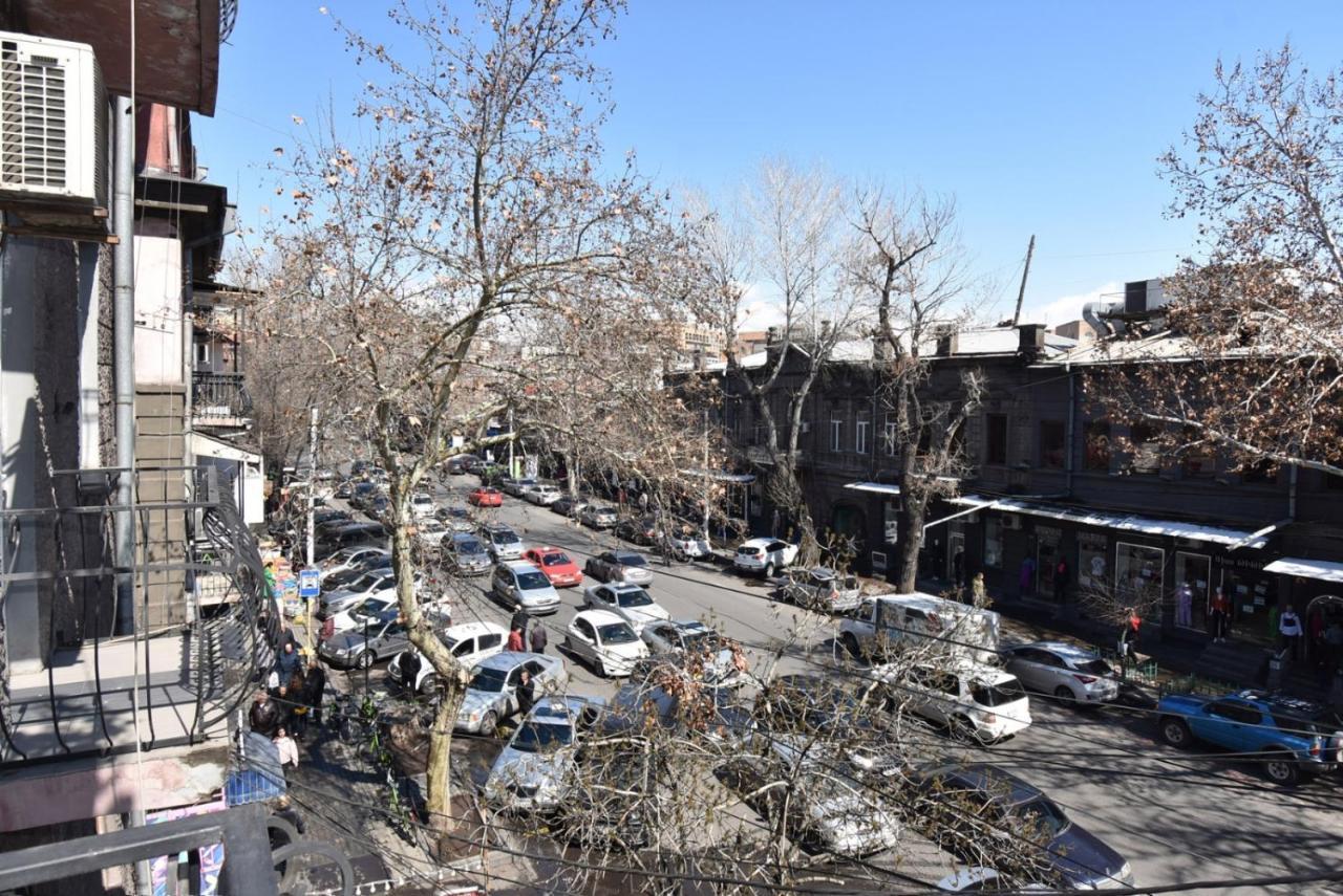 Прекрасная 4-Ех Комнатная Квартира В Самом Центре Yerevan Exterior photo