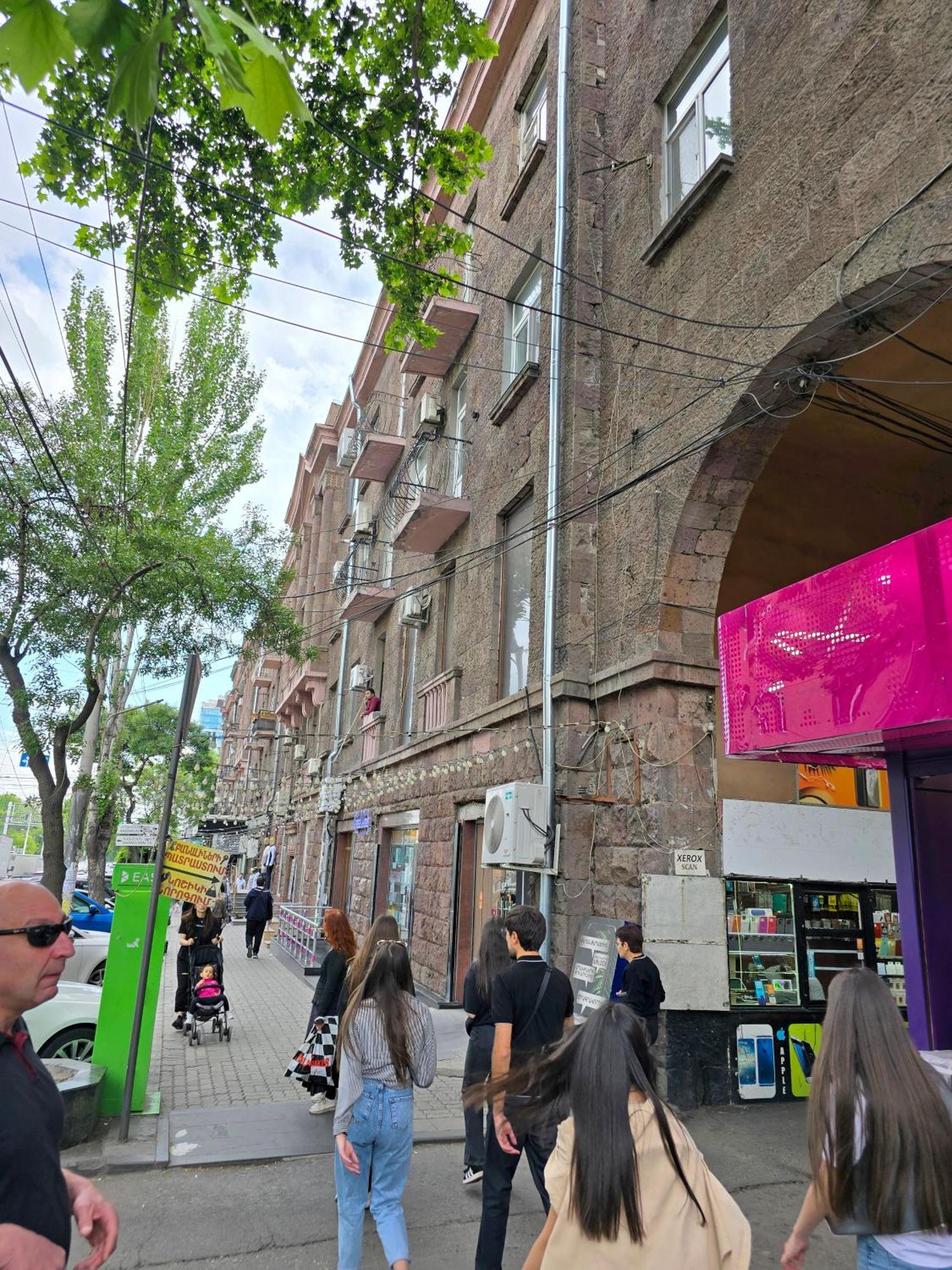 Прекрасная 4-Ех Комнатная Квартира В Самом Центре Yerevan Exterior photo